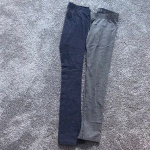 2 pairs of garage leggings